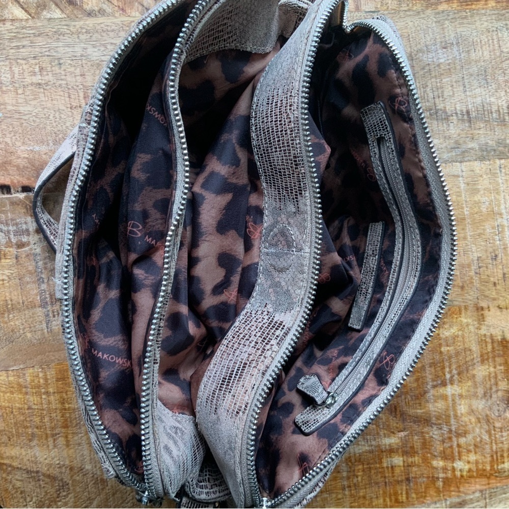 B. MAKOSWKY Snake Skin Shoulder Bag - Picture 8 of 9